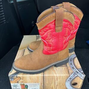 Itasca girls buckaroo western boots, size 2